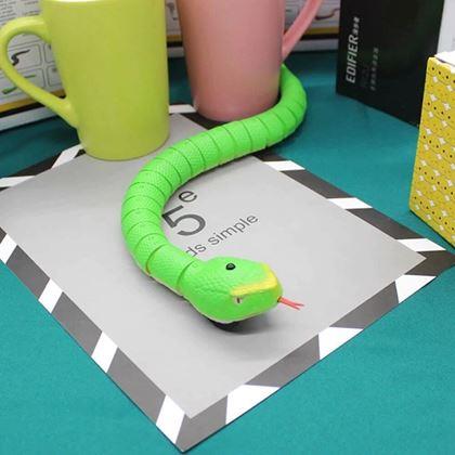 Obrazek z Zabawka dla kotów - wąż