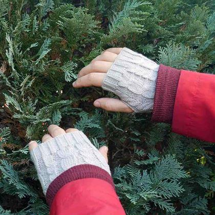 Obrazek z Dziergane ocieplacze na ręce - szare